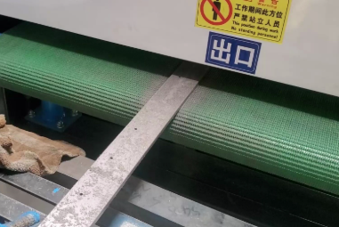 去毛刺机器选择指南：如何选购最合适的设备