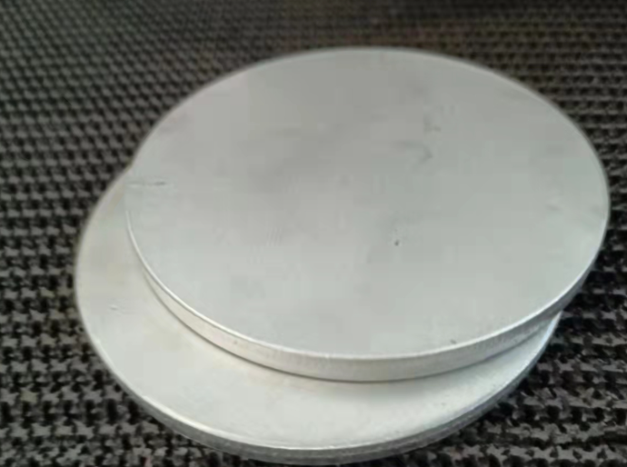 定制化服务：适应各种需求的平面拉丝机